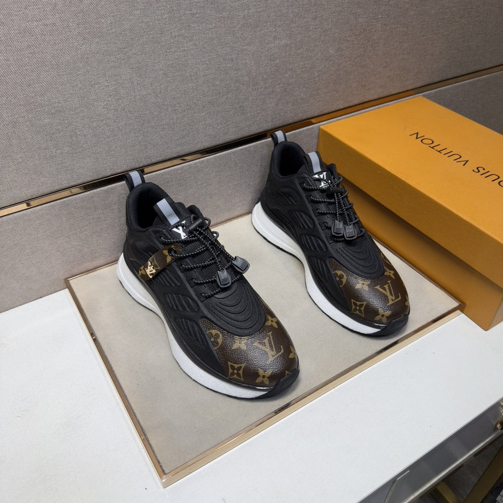 Louis Vuitton Men's Patterned Low-Top Sneakers - Mesh Lining