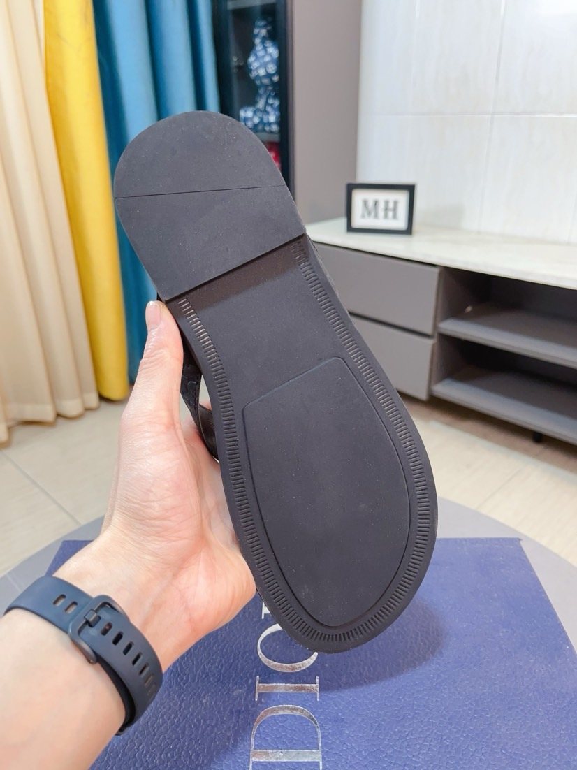 Dior Patterned Thong Sandals